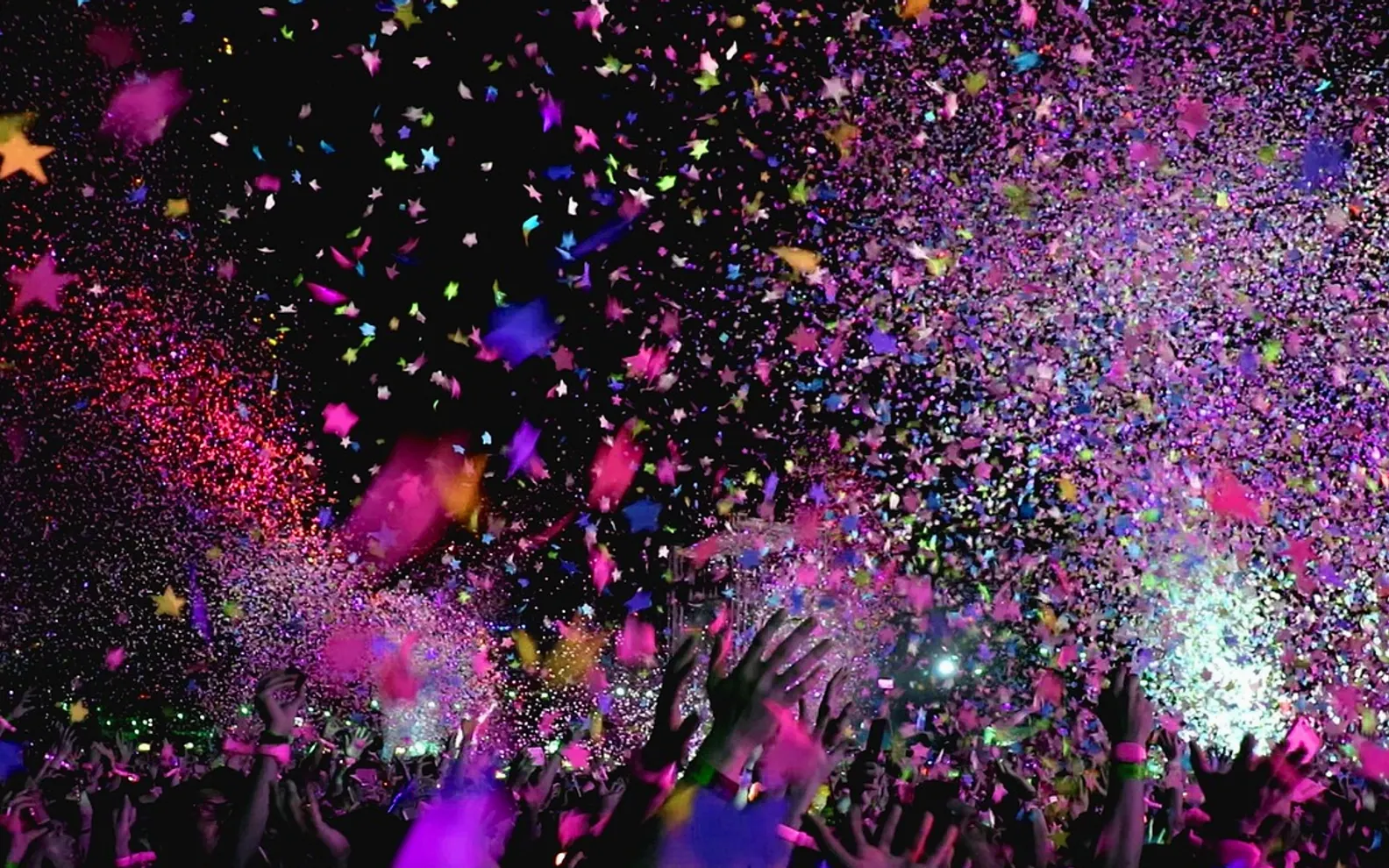 Concert, confetti and party